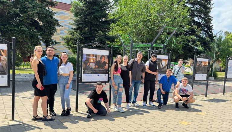 „Лицата (на децата) на насилието“ гостува в Кюстендил